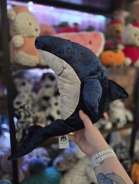 Jellycat Victor Great White Shark